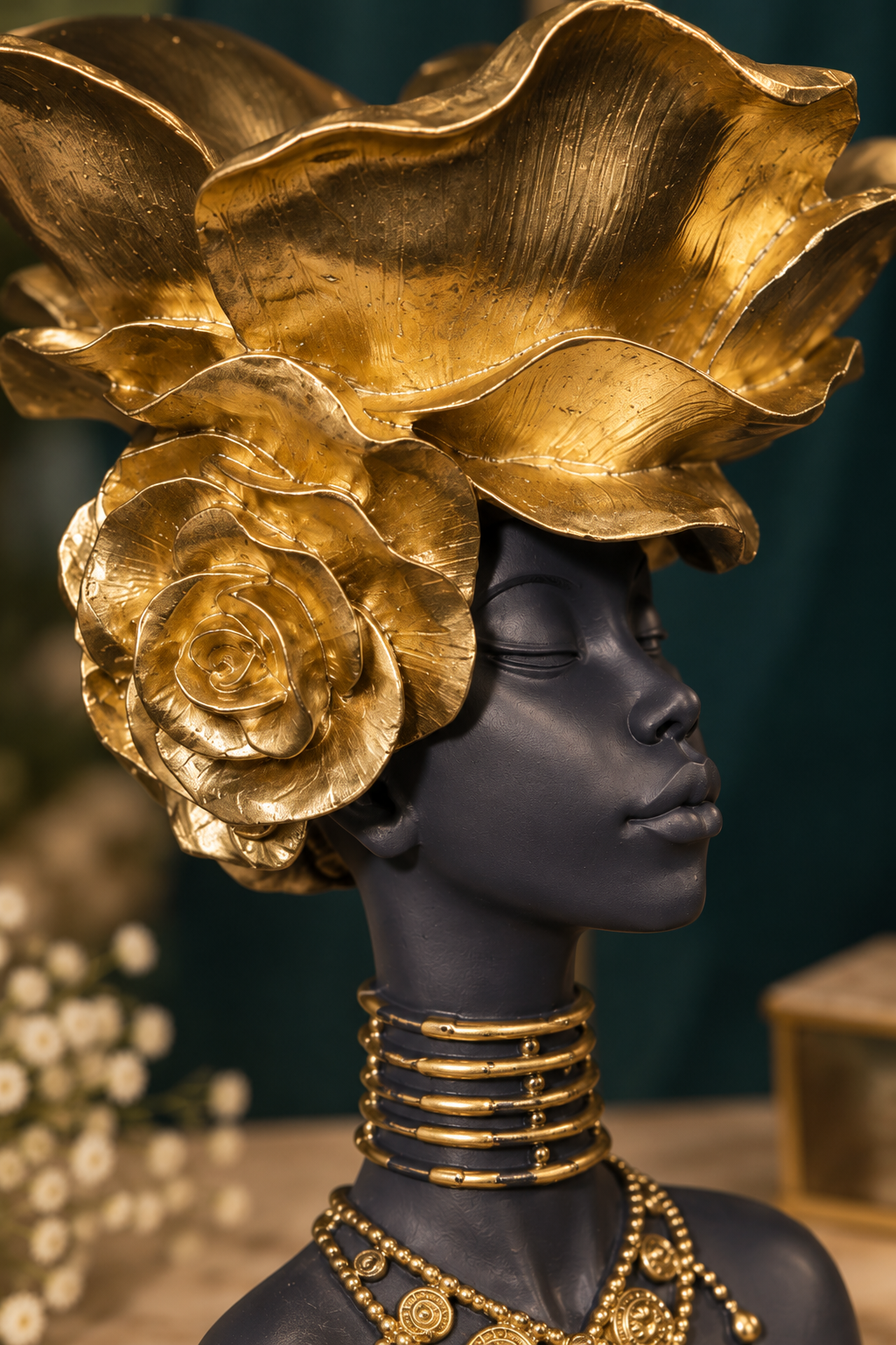 The Golden Lady Showpiece