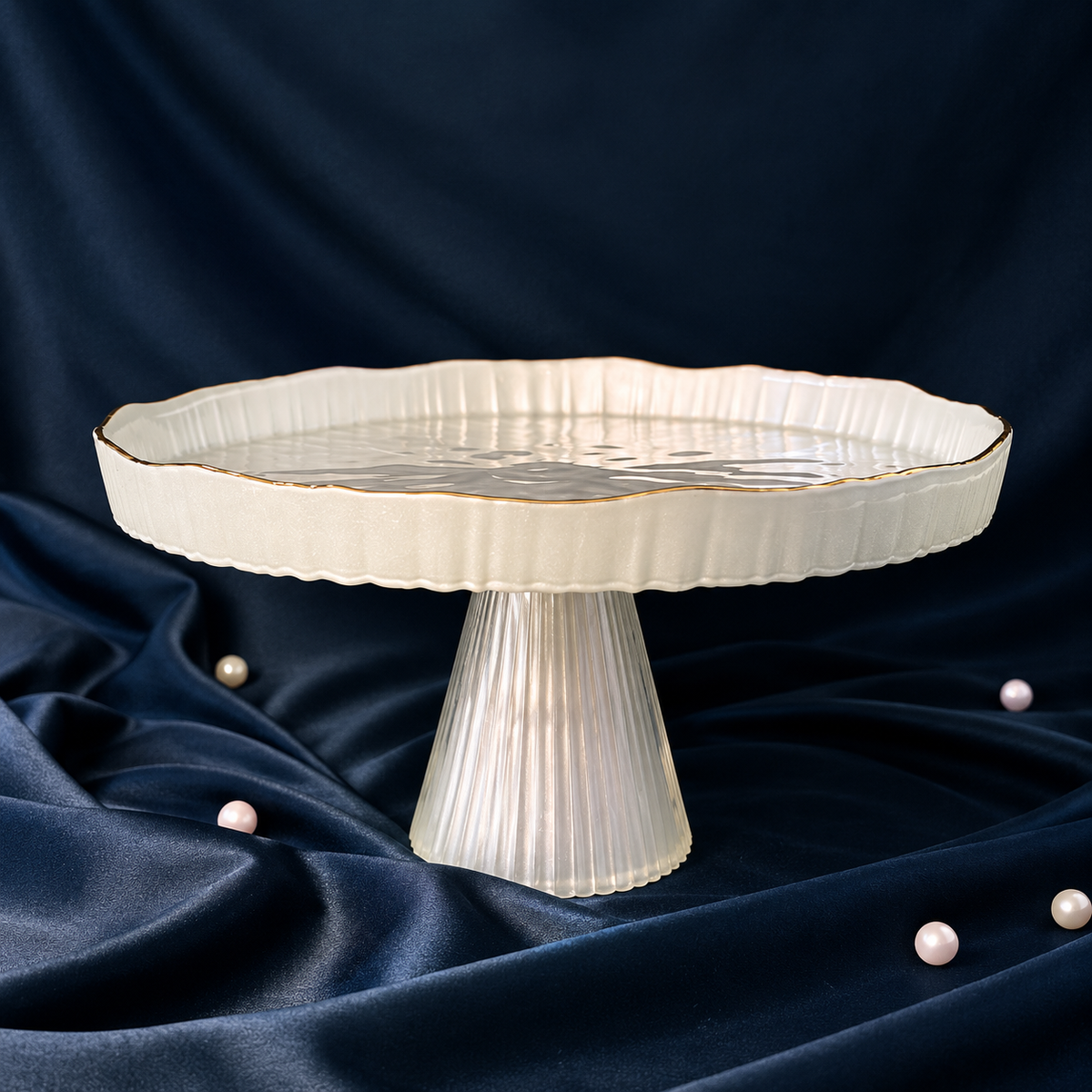 Maiden Cake Stand