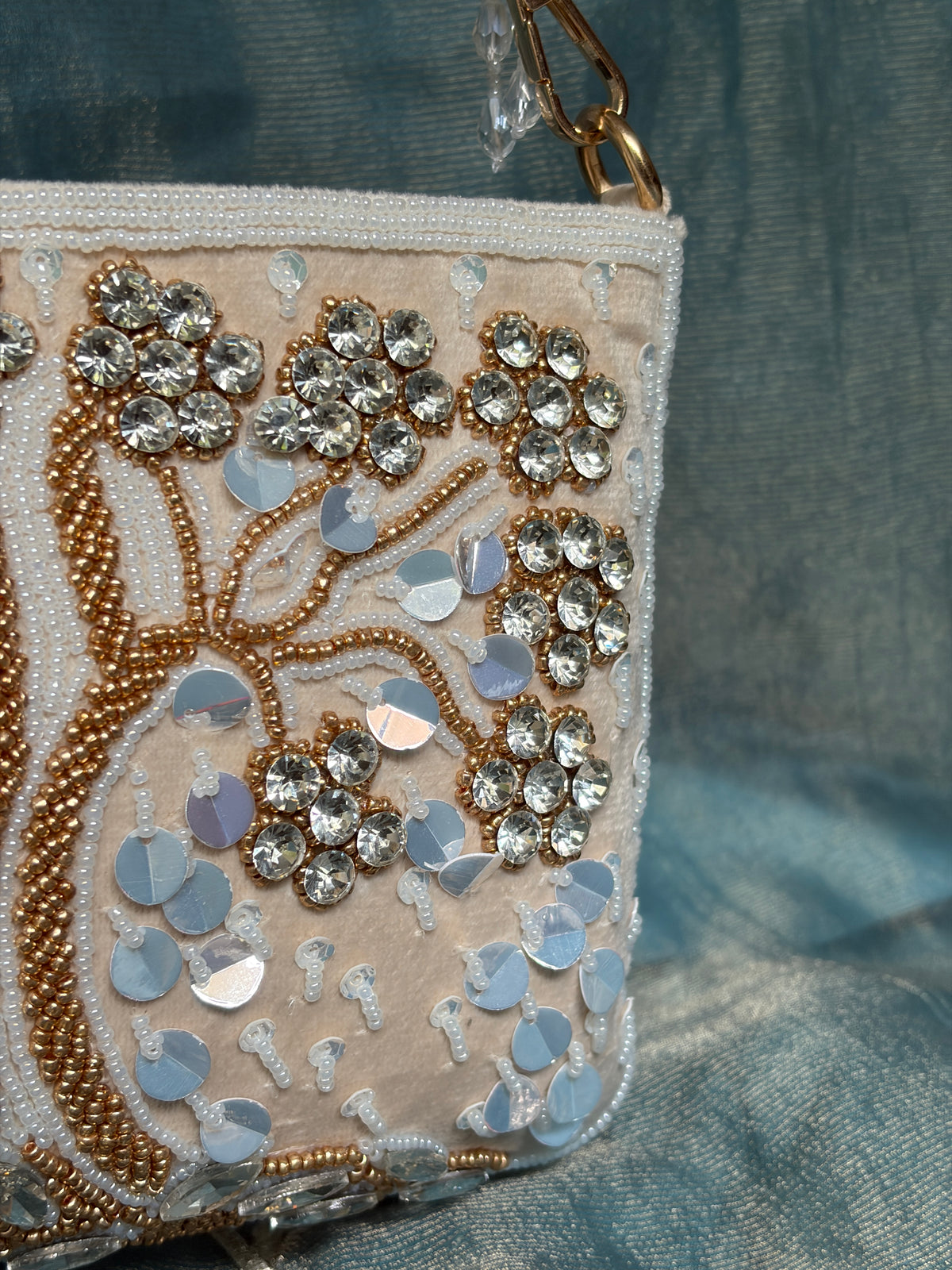Noor E-Vriksha Bag