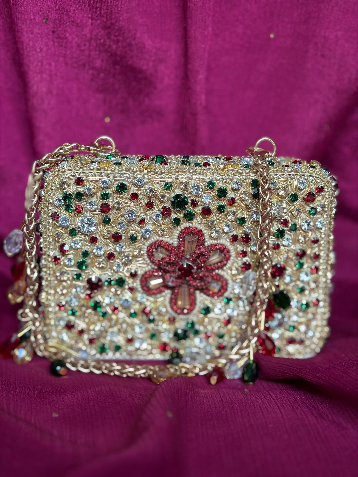 Rangreza Swarovski Clutch