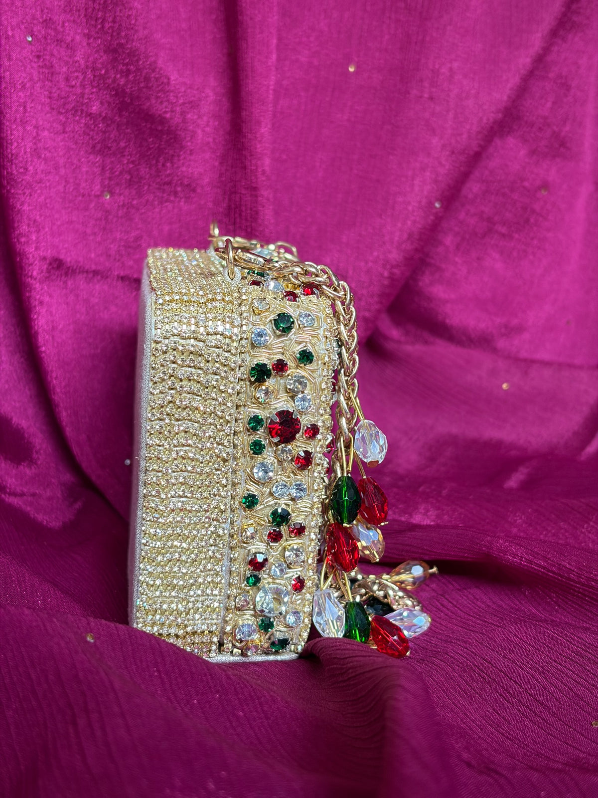 Rangreza Swarovski Clutch